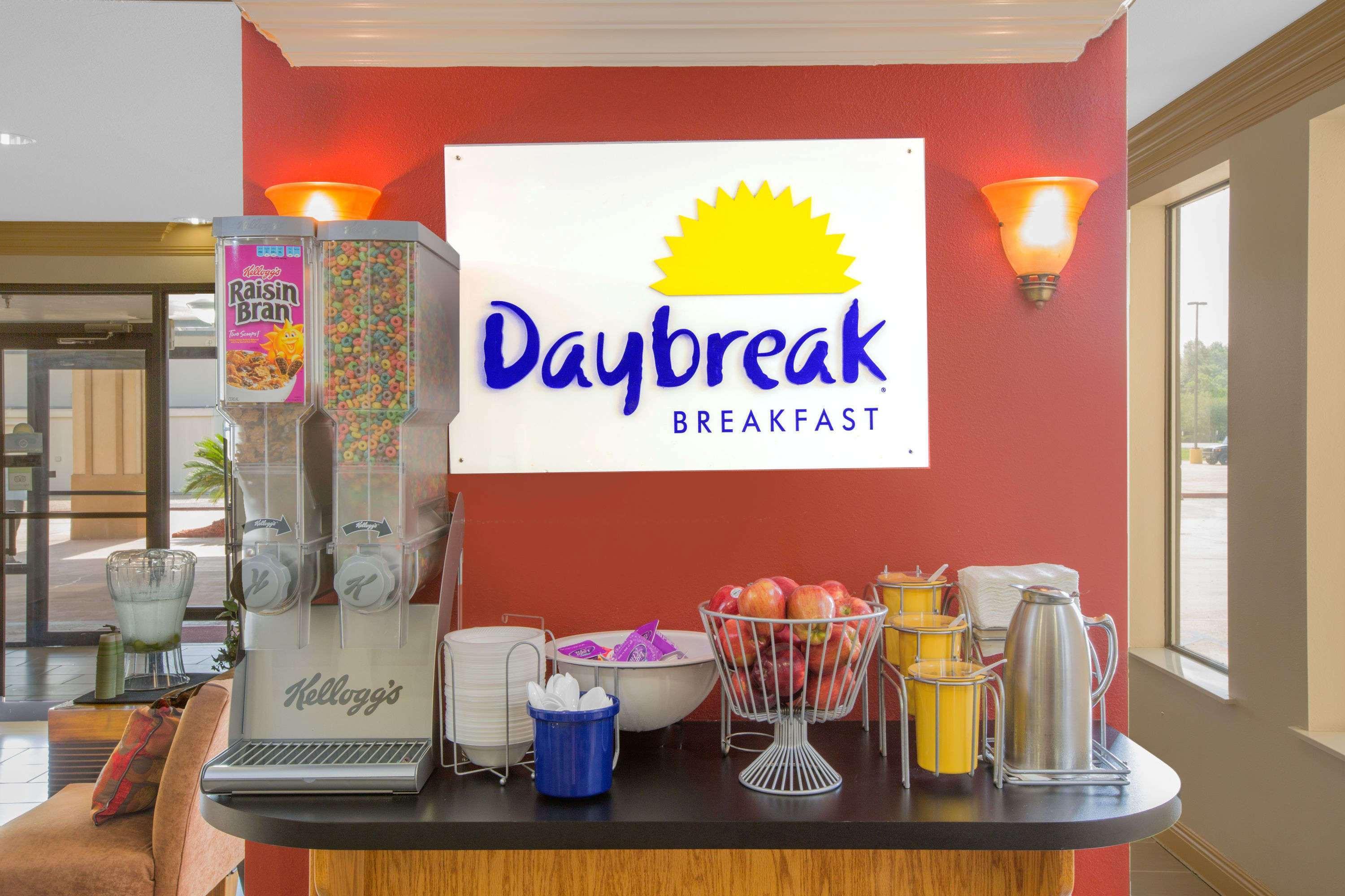 Days Inn By Wyndham Denham Springs-Baton Rouge East Kültér fotó